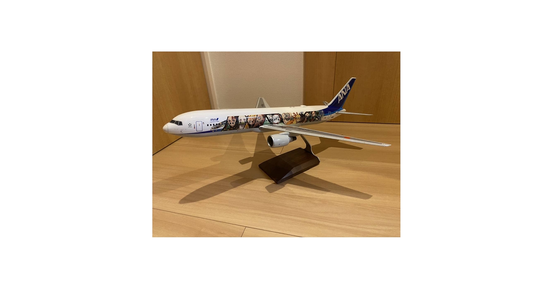 【新品◦未展示】ANA 747 1/100 スタンド付き パックミン Amazon.co.jp: パックミン 1/100 B767-300ER じえっと 全日空